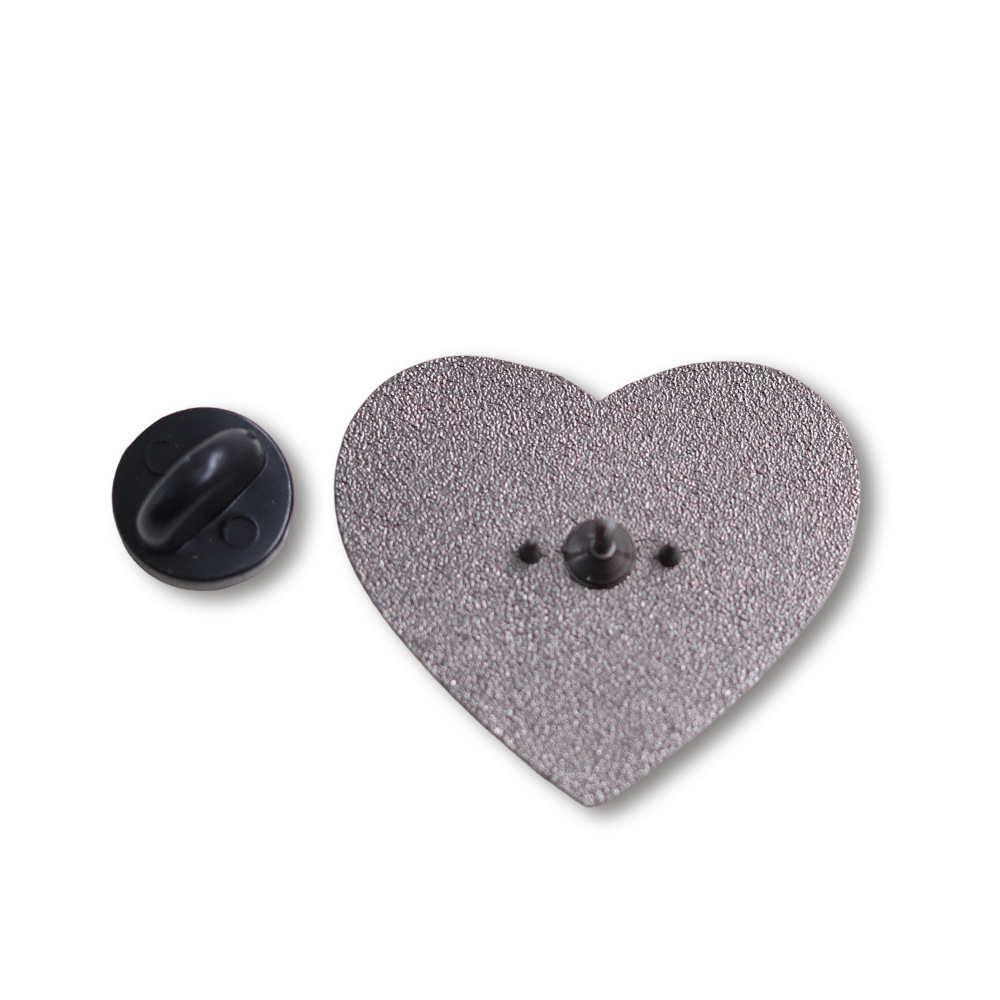 1 Buah Pin Enamel Bendera Hati - Travel Accessories Philippines ulasan dan harga
